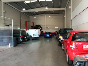 TALLER COCHE -TALLERES LIDERART EN ZARAGOZA
