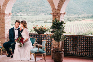 Love Story Novias Tienda de vestidos de novia e invitada, complementos Wedding Planner