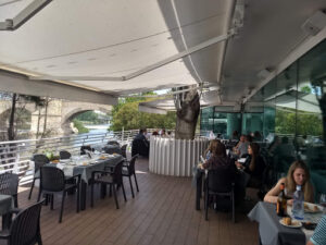 Tres Mares Restaurante Náutico