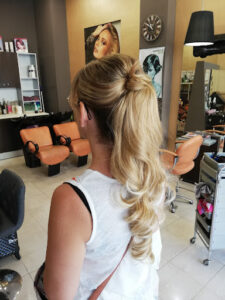 EsSenzZia Peluquería y Estética