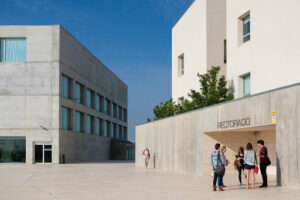 Universidad San Jorge (USJ)