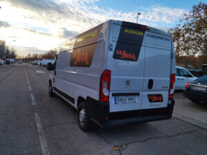 Alquiler de furgonetas La Jota