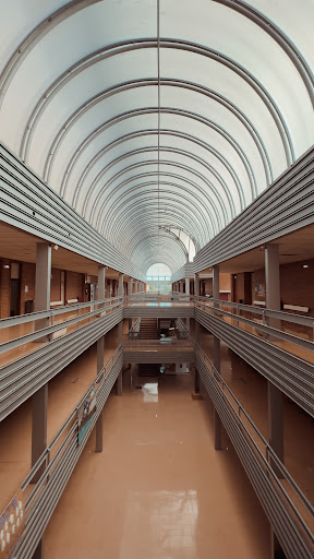 Universidad de Zaragoza: Escuela de Ingeniería y Arquitectura