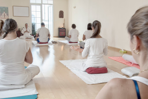 Escuela Kundalini Yoga y Sat Nam Rasayan Zaragoza