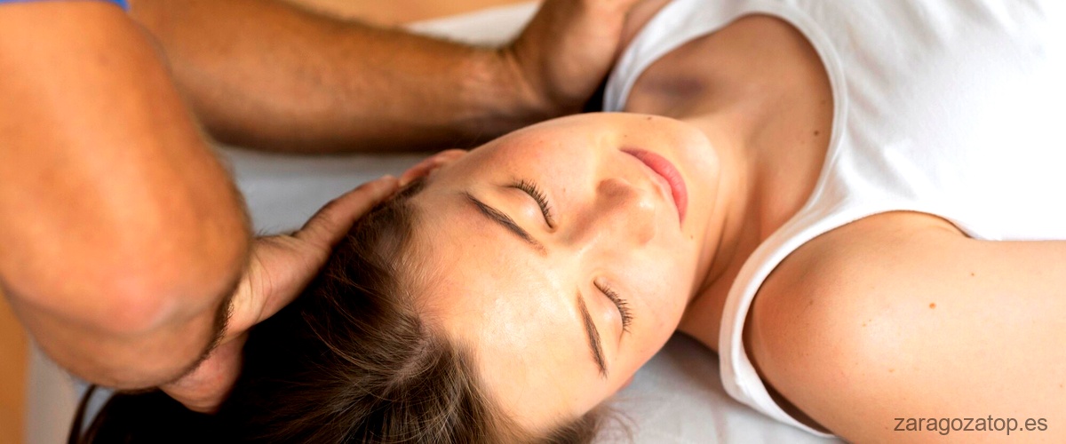 ¿Qué es un masaje descontracturante y cuál es su función?