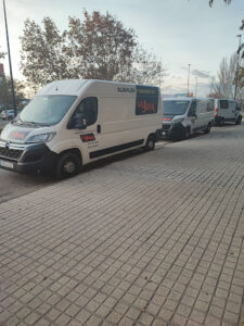 Alquiler de furgonetas La Jota